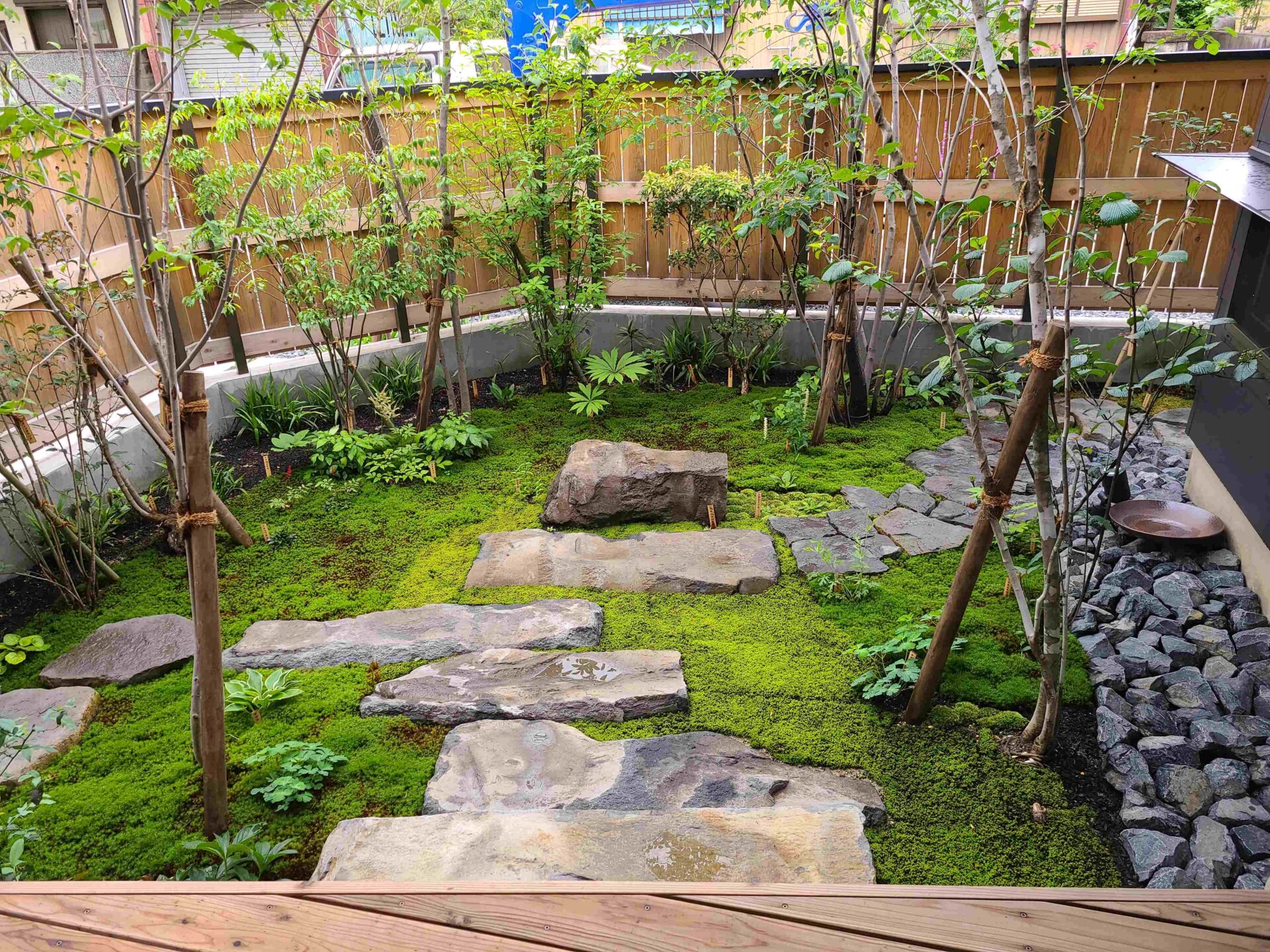 小垣江の庭